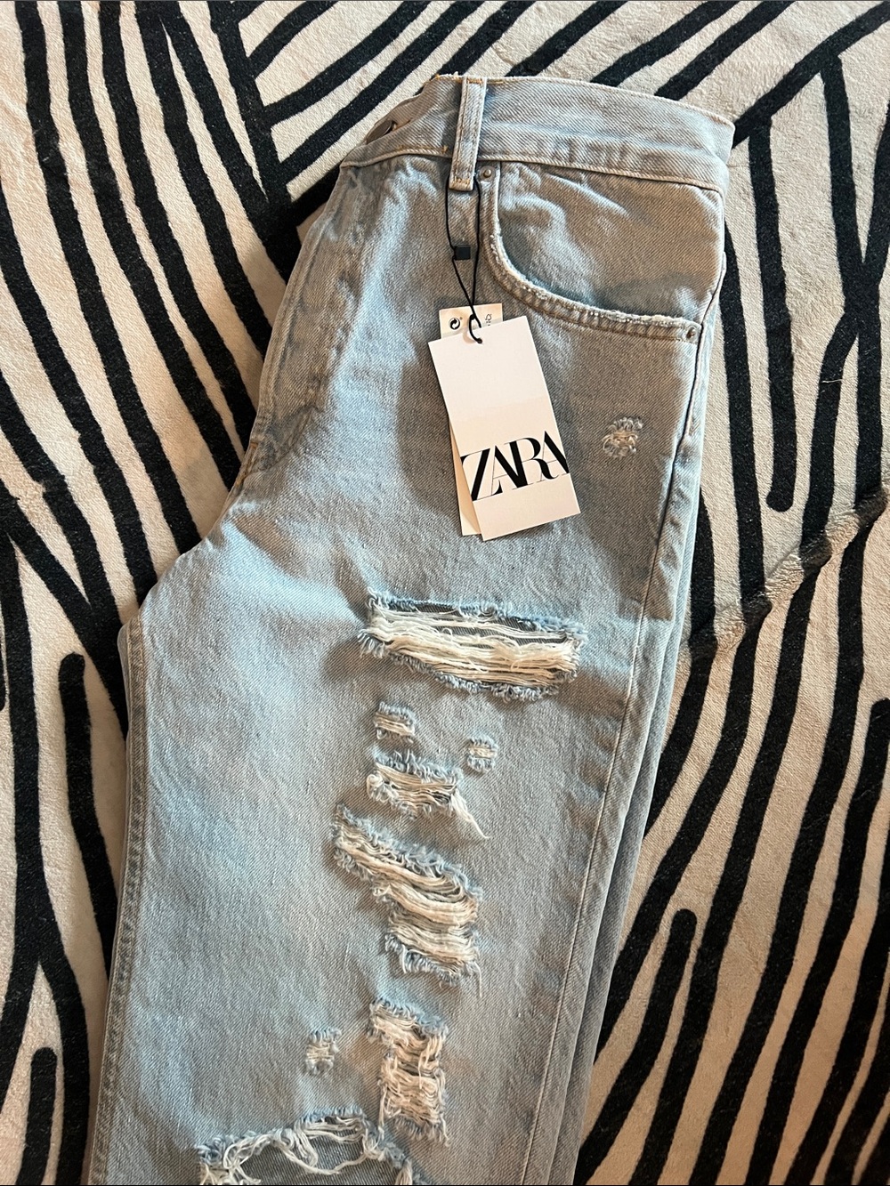 Zara Light Blue Distressed Boyfriend Jeans